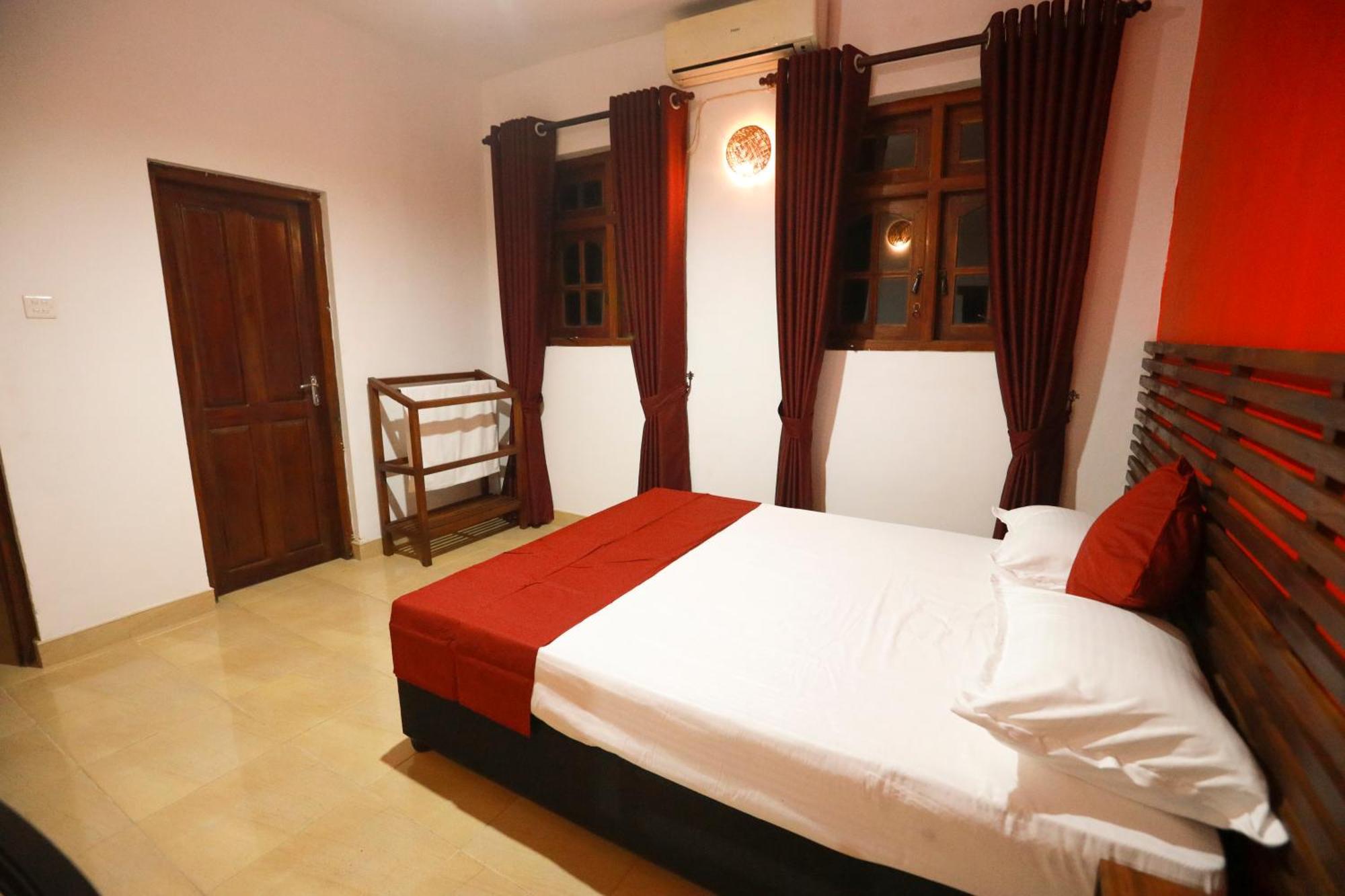 Stellar Inn Peradeniya Exterior photo